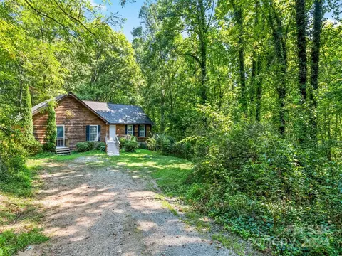 106 Lanterns Wick Trl, Sylva, NC 28779 photo 4