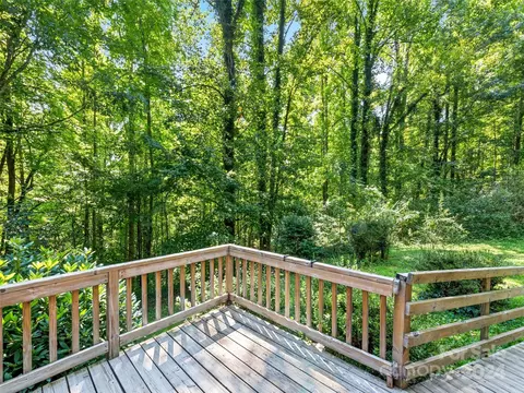 106 Lanterns Wick Trl, Sylva, NC 28779 photo 5