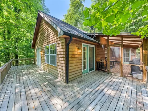 106 Lanterns Wick Trl, Sylva, NC 28779 photo 8