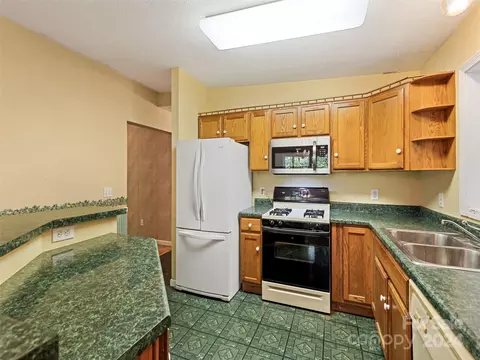 106 Lanterns Wick Trl, Sylva, NC 28779 photo 22