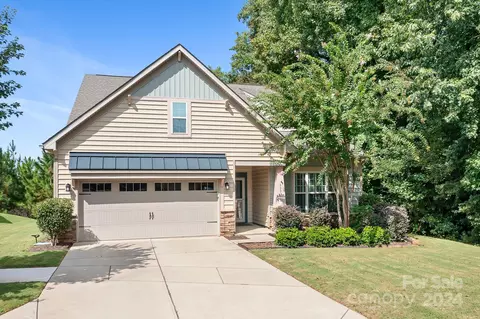 400 Brier Knob Dr, Fort Mill, SC 29715