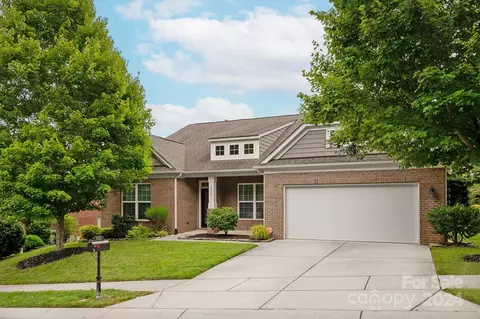 7920 Rolling Creek Ct, Charlotte, NC 28270