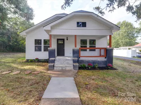 113 Graham St, Chester, SC 29706