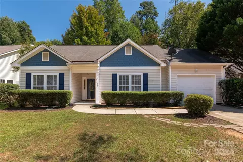 4430 N Brandie Glen Rd, Charlotte, NC 28269