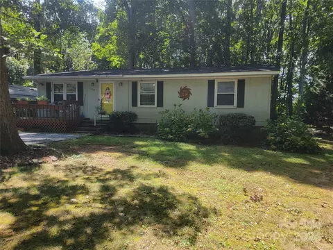 1549 Lakewood W Dr W, Rock Hill, SC 29732
