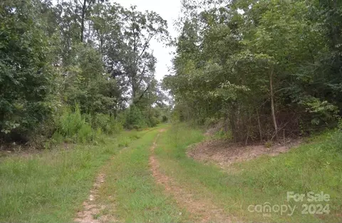 2012 Mount Vernon Rd, Wadesboro, NC 28170