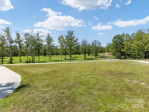 1026 Community Ln, Lancaster, SC 29720 photo 5