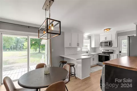 Kitchen - 2288 Sunshine Rd, Lancaster, SC 29720 photo 1 of 2