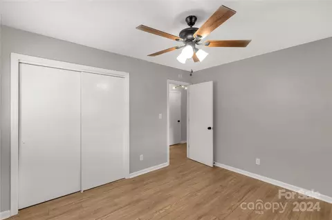 Bedroom - 2288 Sunshine Rd, Lancaster, SC 29720 photo 2 of 4