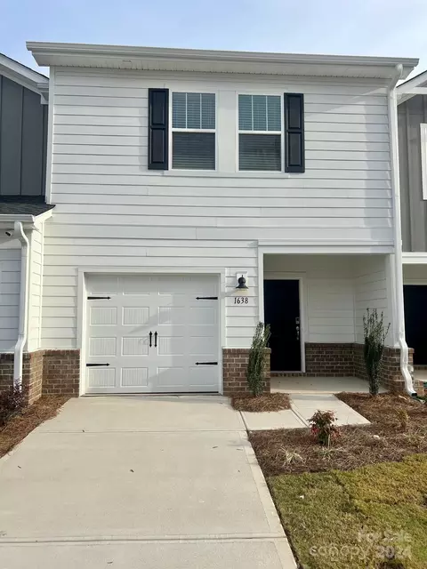 1638 Village Grove Ln, Monroe, NC 28110