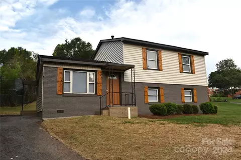 625 Newcastle Rd, Gastonia, NC 28052