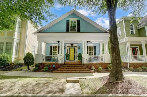 12627 Bullock Greenway Blvd, Charlotte, NC 28277