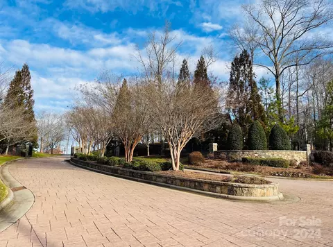Ridgeview Lane, Iron Station, NC 28080