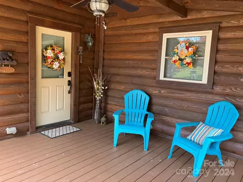 Exterior - 198 Palisade Dr, Mill Spring, NC 28756 photo 2 of 8