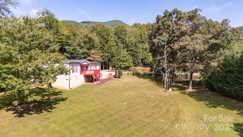 262 Big Cove Rd, Candler, NC 28715