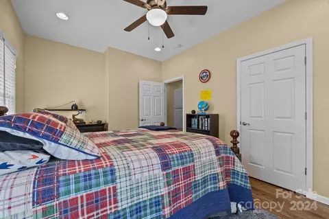 Bedroom - 28 City Spring Rd, Clyde, NC 28721 photo 5 of 9