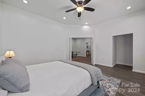 Bedroom - 28 City Spring Rd, Clyde, NC 28721 photo 8 of 9