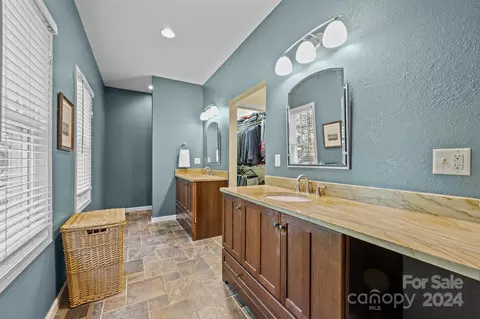 Bath - 28 City Spring Rd, Clyde, NC 28721 photo 1 of 7