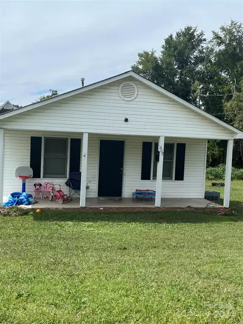 609 Moran St, Gastonia, NC 28052