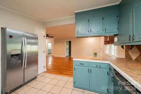 Kitchen - 1691 Cat Square Rd, Vale, NC 28168 photo 2 of 4
