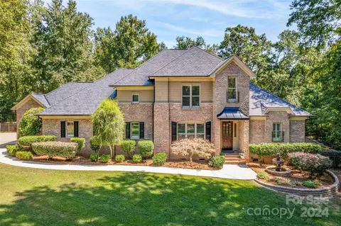 1785 Brawley School Rd, Mooresville, NC 28117