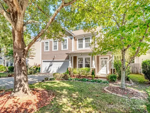 1561 Wilburn Park Ln, Charlotte, NC 28269