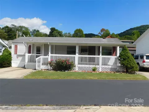 83 Summer Place 9 Dr #9, Waynesville, NC 28785