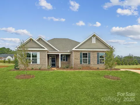 1135 Coppergate Dr, Salisbury, NC 28147