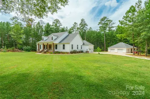 1819 Riva Ridge Ct, York, SC 29745