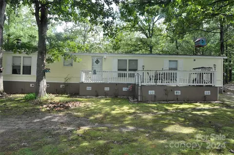 525 Ixie School Roa Rd #D, Lancaster, SC 29720