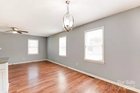 907 W Elizabeth St, Pageland, SC 29728 photo 22