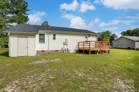 907 W Elizabeth St, Pageland, SC 29728 photo 6