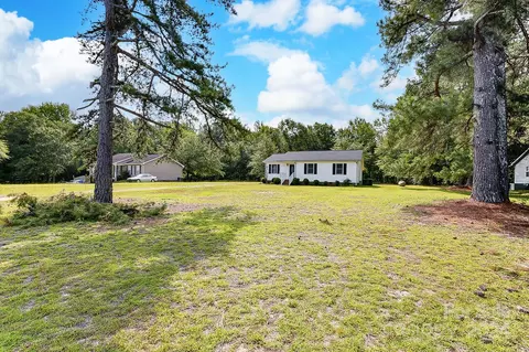 907 W Elizabeth St, Pageland, SC 29728 photo 5