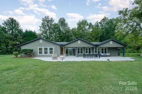 2931 Old Stage Rd, Gastonia, NC 28052
