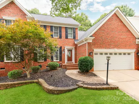 12631 Framfield Ct, Huntersville, NC 28078