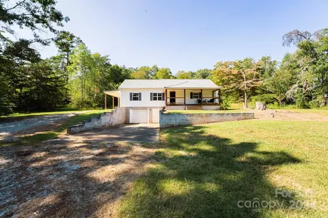 1974 Nc Hwy 127 Hwy, Taylorsville, NC 28681