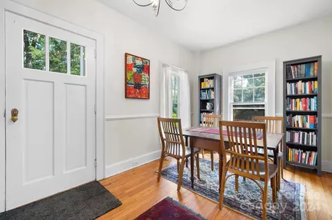 Entry Way - 111 E Catawba St, Morganton, NC 28655 photo 2 of 2