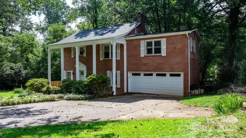Exterior - 111 E Catawba St, Morganton, NC 28655 photo 1 of 5