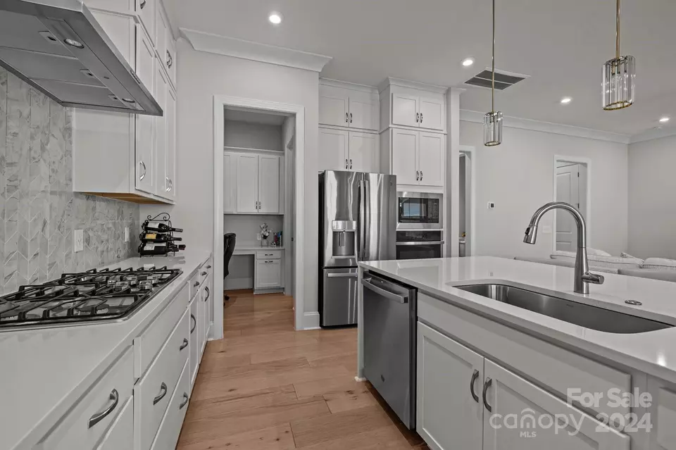 Kitchen - 3131 Everly Enclave Way, Charlotte, NC 28210 photo 2 of 4