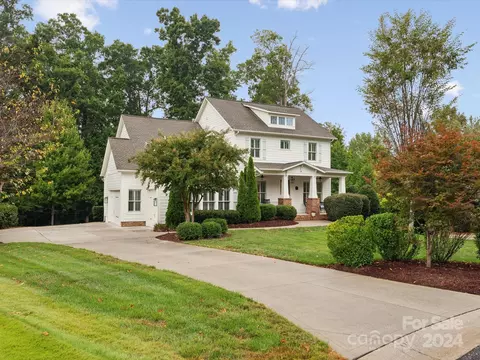 606 Bannerman Ln, Fort Mill, SC 29715