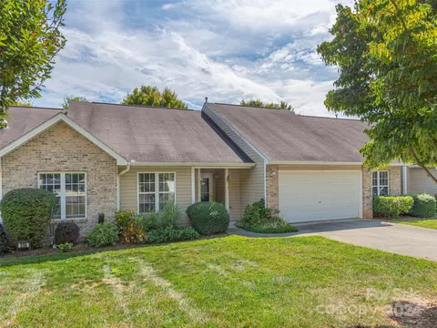 259 Farington Cir, Fletcher, NC 28732