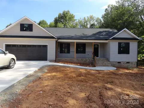 2678 Mt Olive Church Rd, Newton, NC 28658