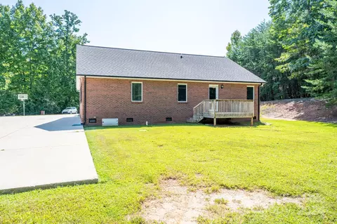 4215 Goodson Rd, Maiden, NC 28650 photo 34