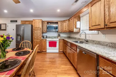 4215 Goodson Rd, Maiden, NC 28650 photo 16