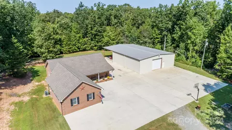 4215 Goodson Rd, Maiden, NC 28650