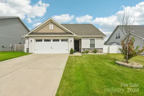 1608 Sandhill Oak Ct, Landis, NC 28088