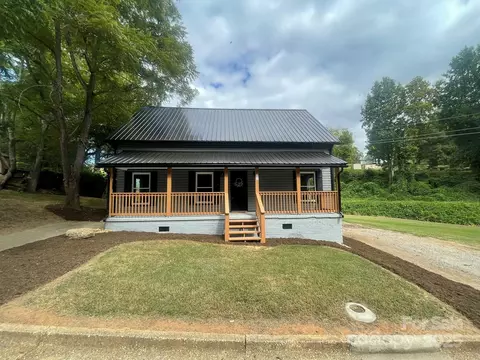 202 Hickory St, Granite Falls, NC 28630
