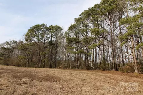 Quinn Road, Chester, SC 29706