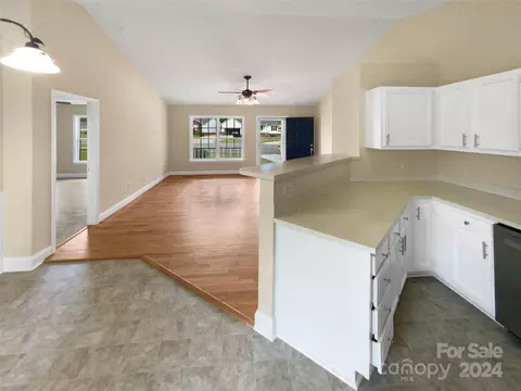 Living - 5209 Harmon Pl, Kannapolis, NC 28083 photo 5 of 5