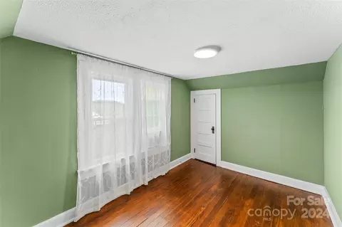 Bedroom - 36 State St, Marion, NC 28752 photo 5 of 6